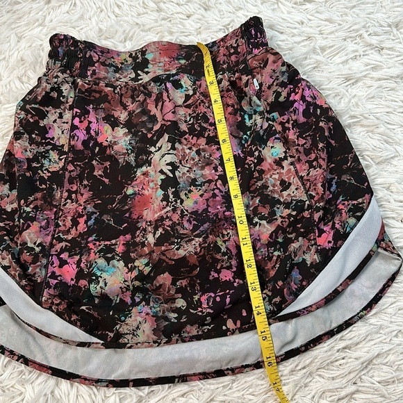Lululemon Hotty Hot High-Rise Skirt *Long Stencil Blossom Red Multi / Sheer Blue - Picture 2 of 8